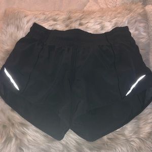 Lululemon Hotty Hot Short